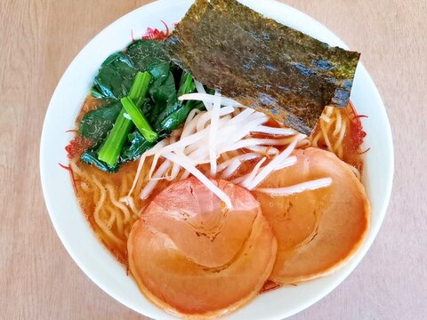 ほうれん草ともやしの醤油ラーメン